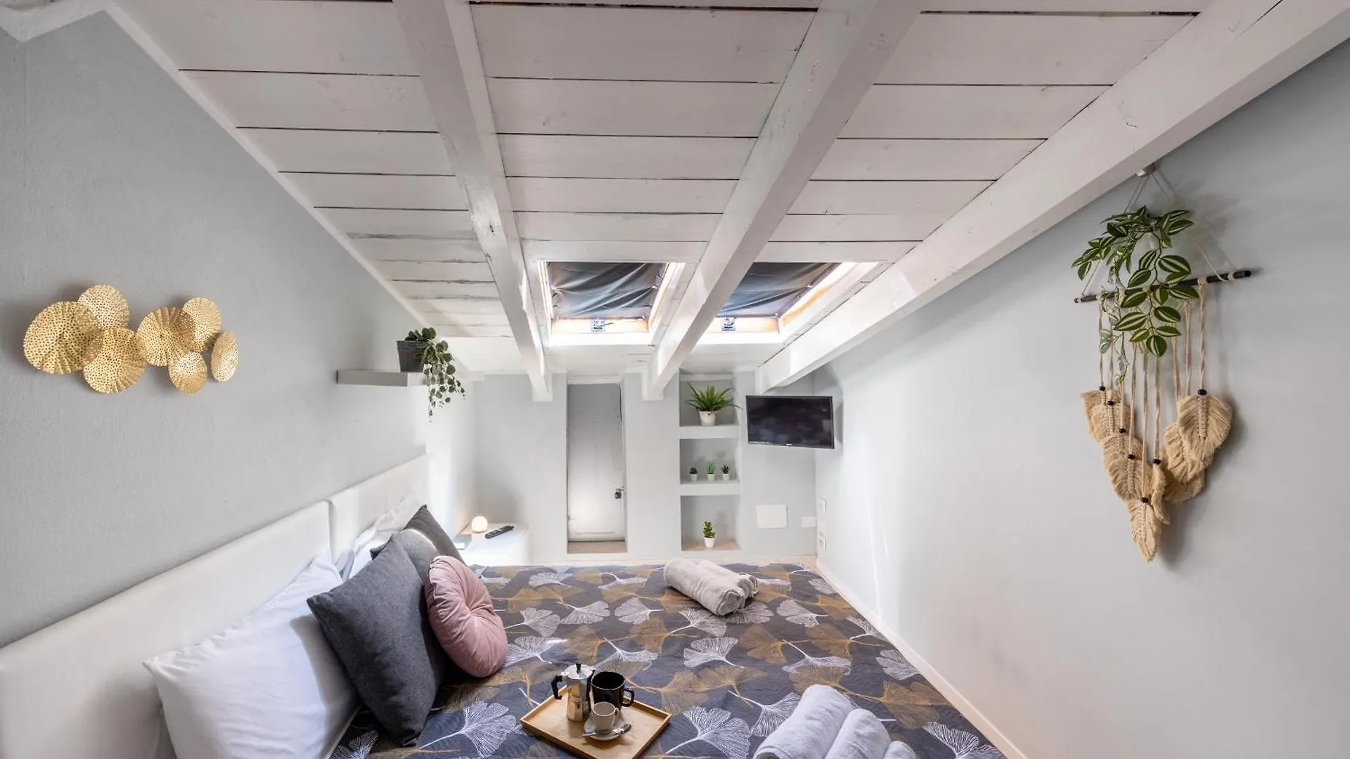 Free Parking Tiny House Wifi Netflix 15 Minuti Dal Duomo Apartment Milan Italy