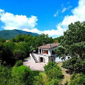 https://villa-casadelbosco-nel-verde-con-vista-panoramica.emilia-romagnahotels.net