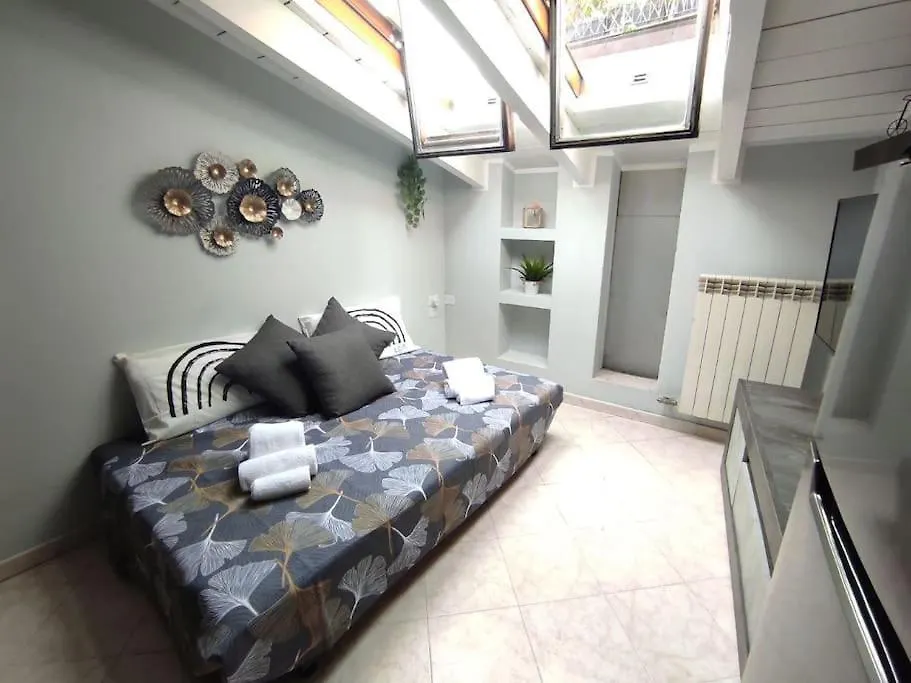 Free Parking Tiny House Wifi Netflix 15 Minuti Dal Duomo Apartment Milan