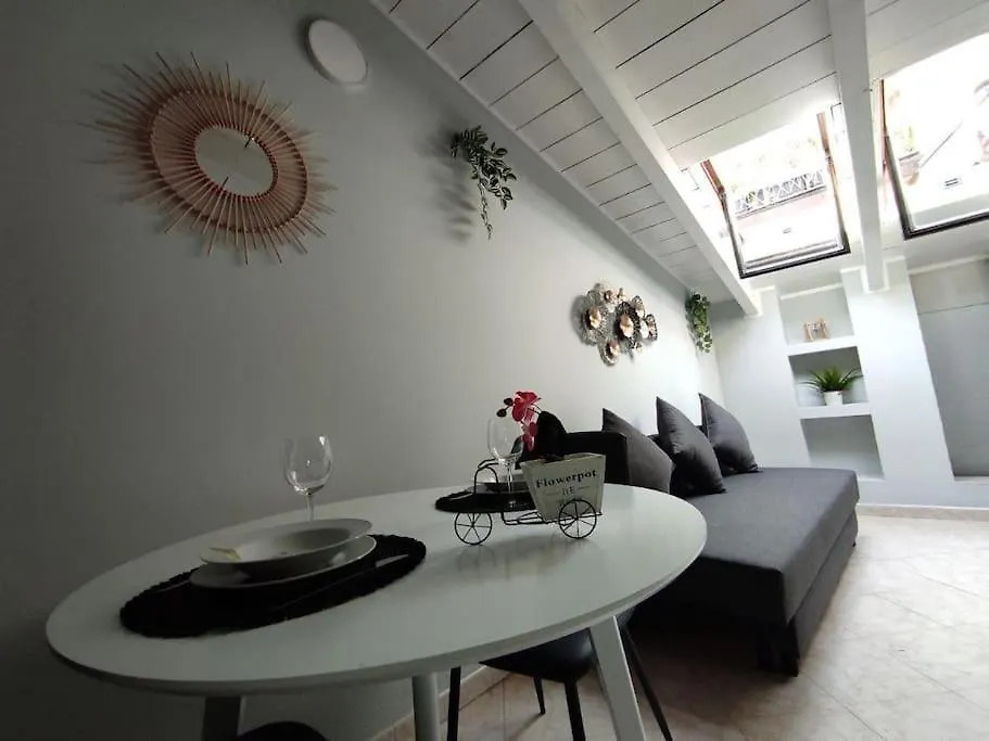 Free Parking Tiny House Wifi Netflix 15 Minuti Dal Duomo Apartment Milan
