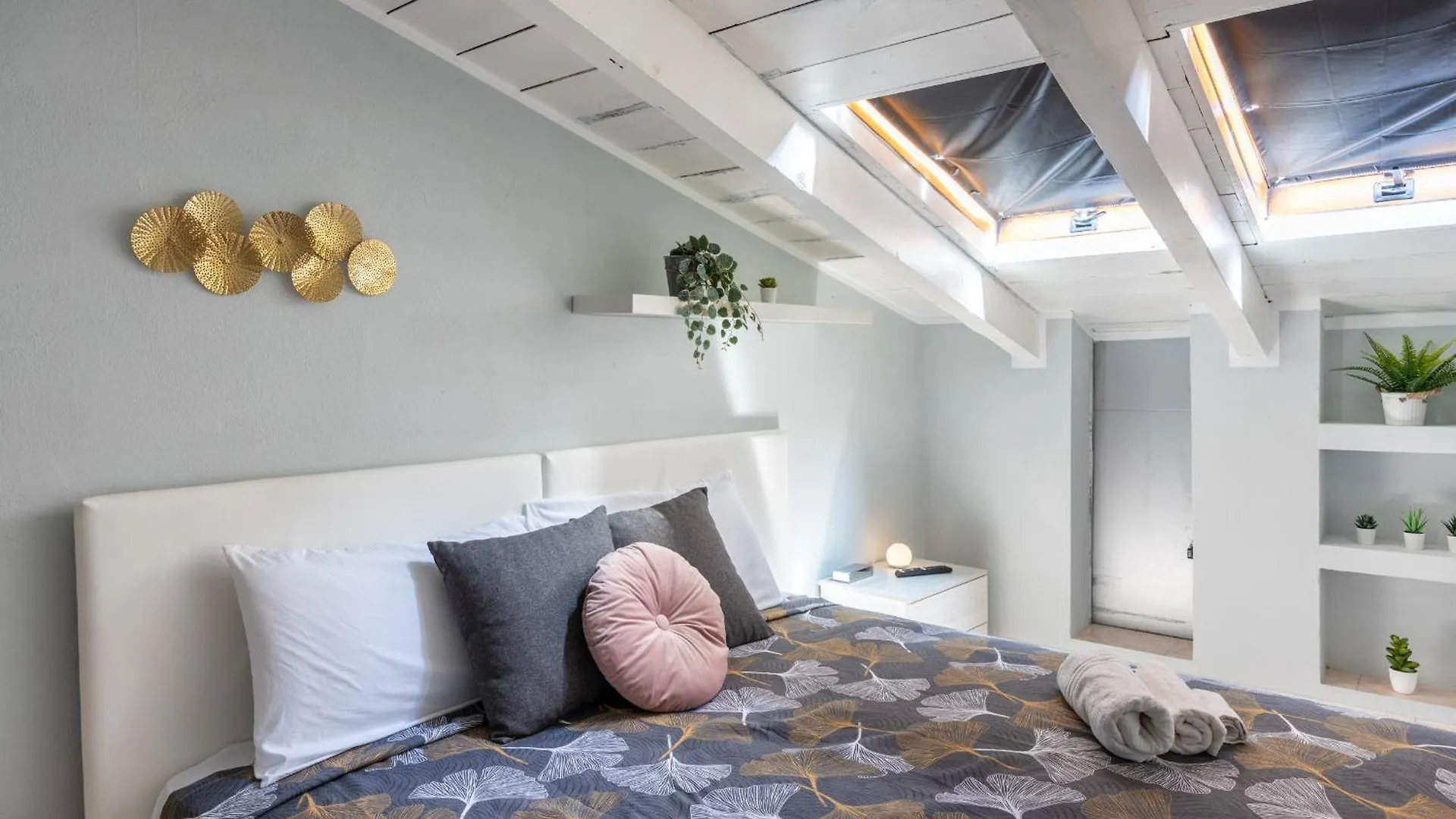 Free Parking Tiny House Wifi Netflix 15 Minuti Dal Duomo Apartment Milan